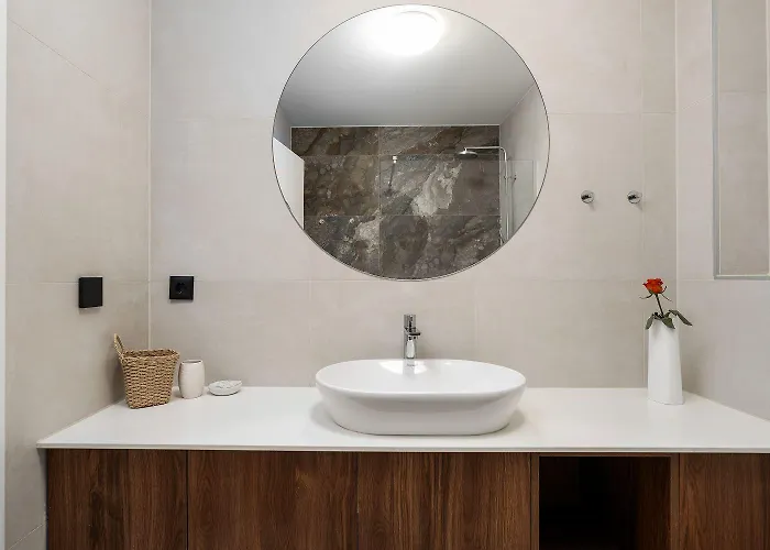 Mediterrane Steinvilla Mit Privatpool, Toller Aussicht, Starkem Wifi, Bbq *