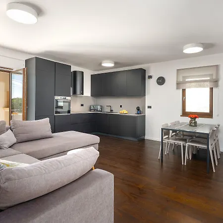 Mediterrane Steinvilla Mit Privatpool, Toller Aussicht, Starkem Wifi, Bbq Сasa de vacaciones