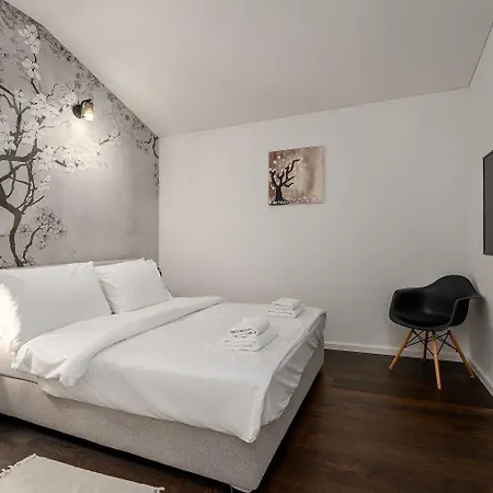 Mediterrane Steinvilla Mit Privatpool, Toller Aussicht, Starkem Wifi, Bbq Сasa de vacaciones Višnjan