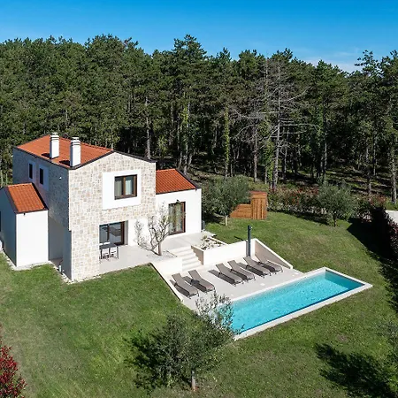 Mediterrane Steinvilla Mit Privatpool, Toller Aussicht, Starkem Wifi, Bbq
